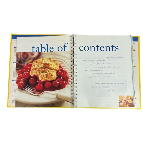 Y2K Betty Crocker First Edition Vintage Bisquick Spiral Hardcover Cookbook - Picture 7 of 12